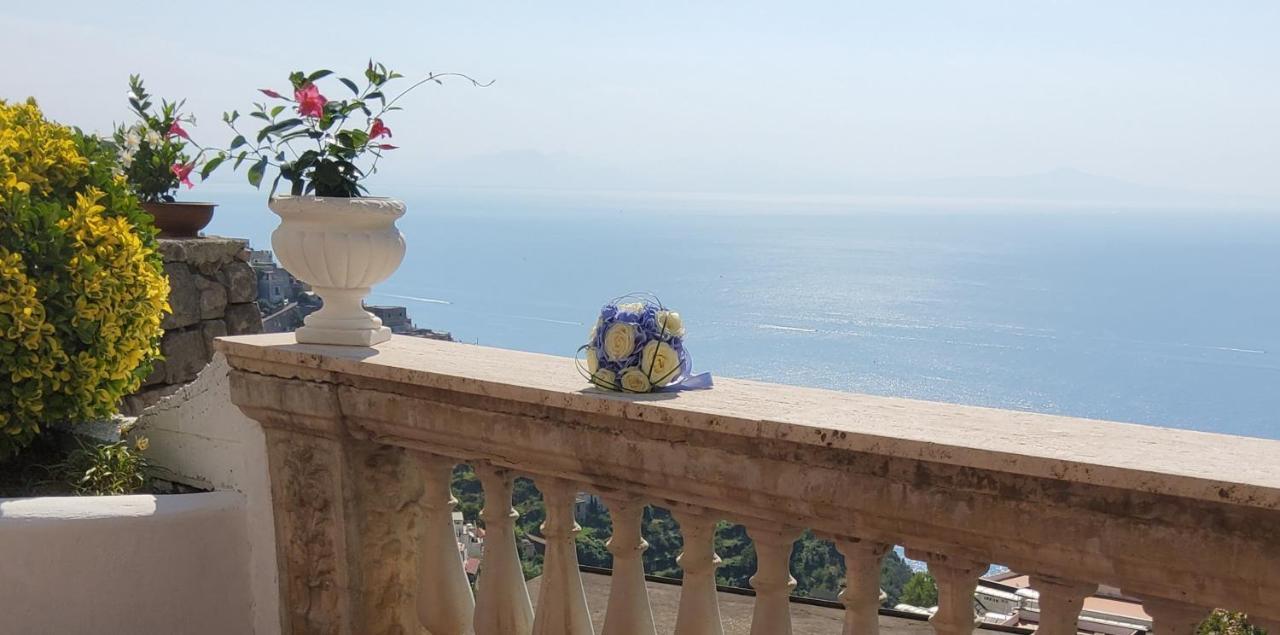 La Di Enzo Con Vista Mare Apartment