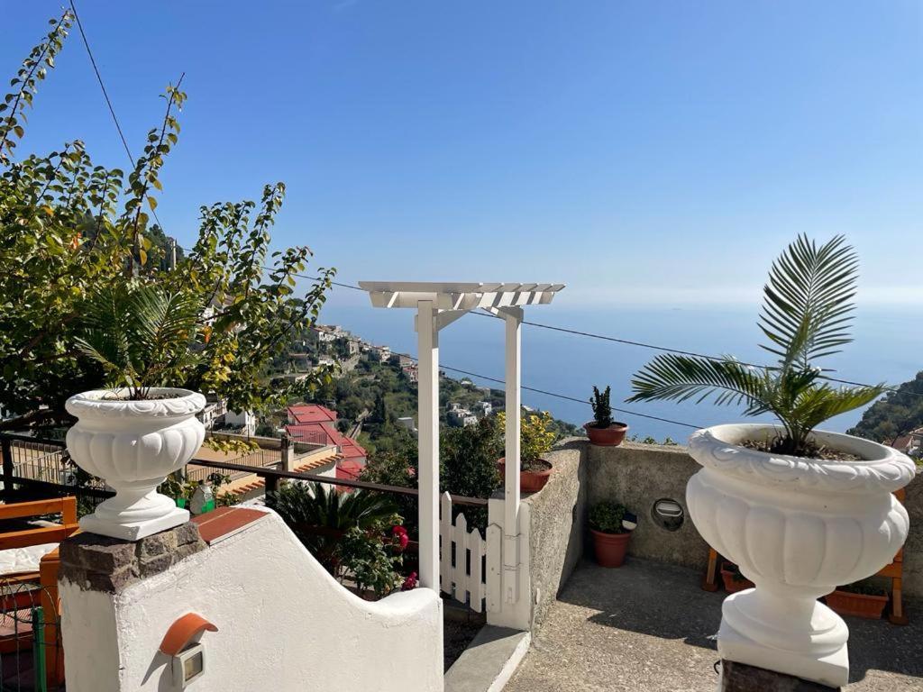 La Di Enzo Con Vista Mare Apartment *